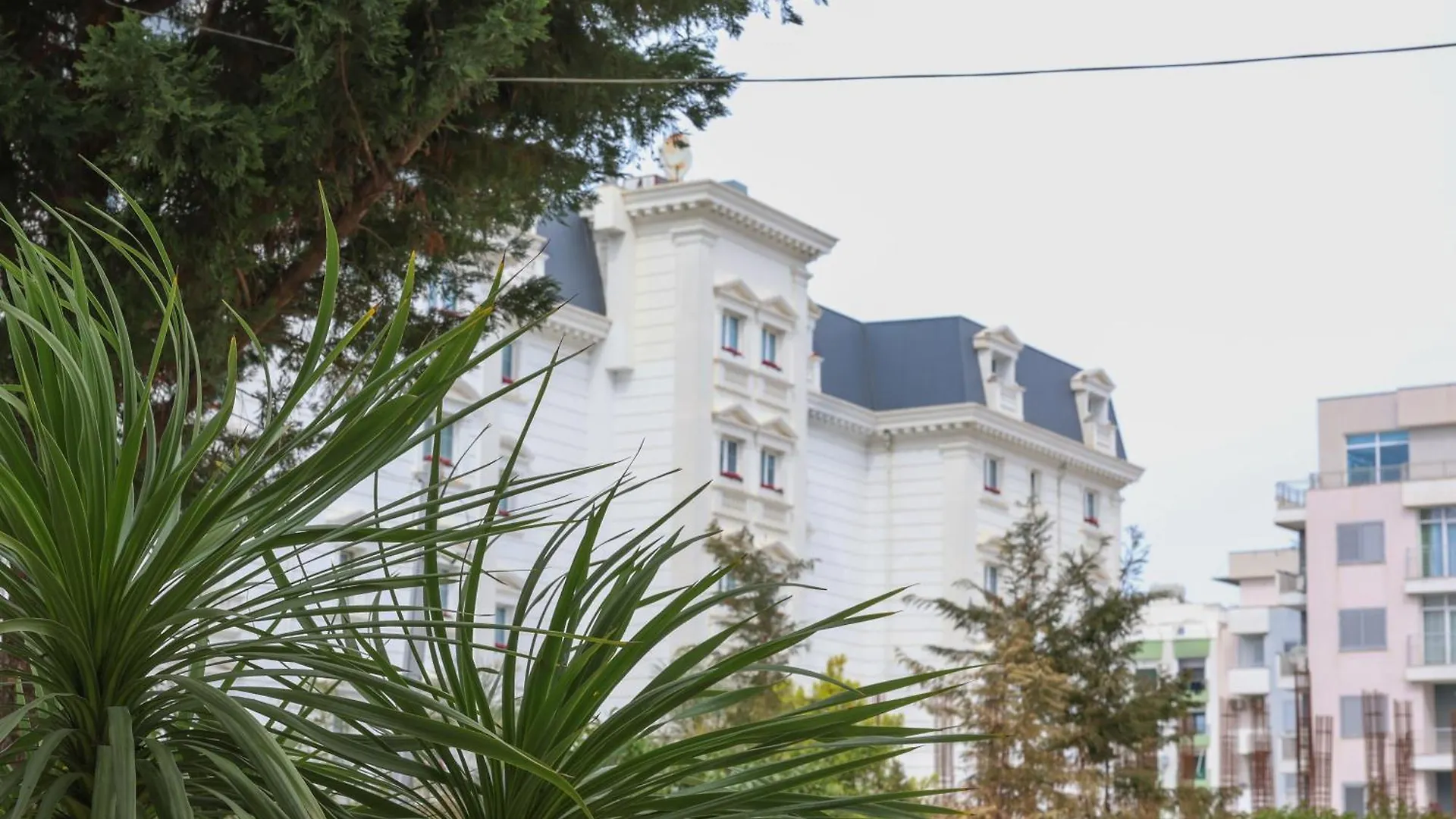 Golem Central Apartments 0*, Golem (Tirana)