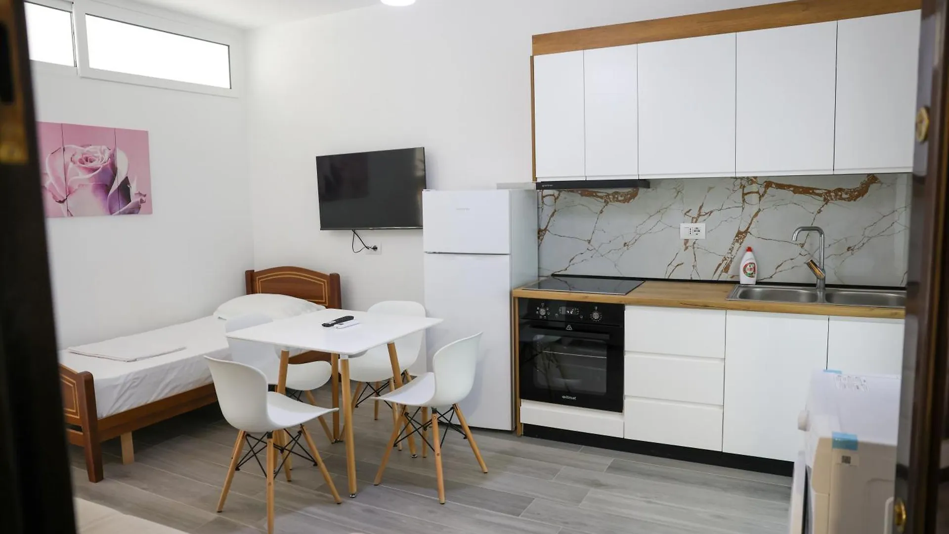 Golem Central Apartments  Golem (Tirana)