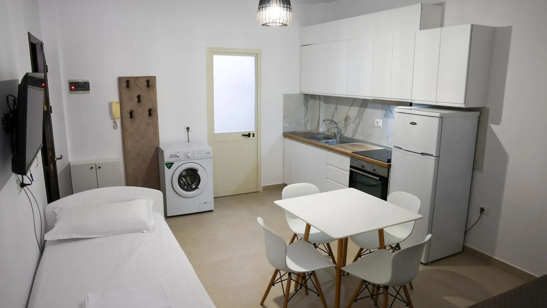 Golem Central Apartments