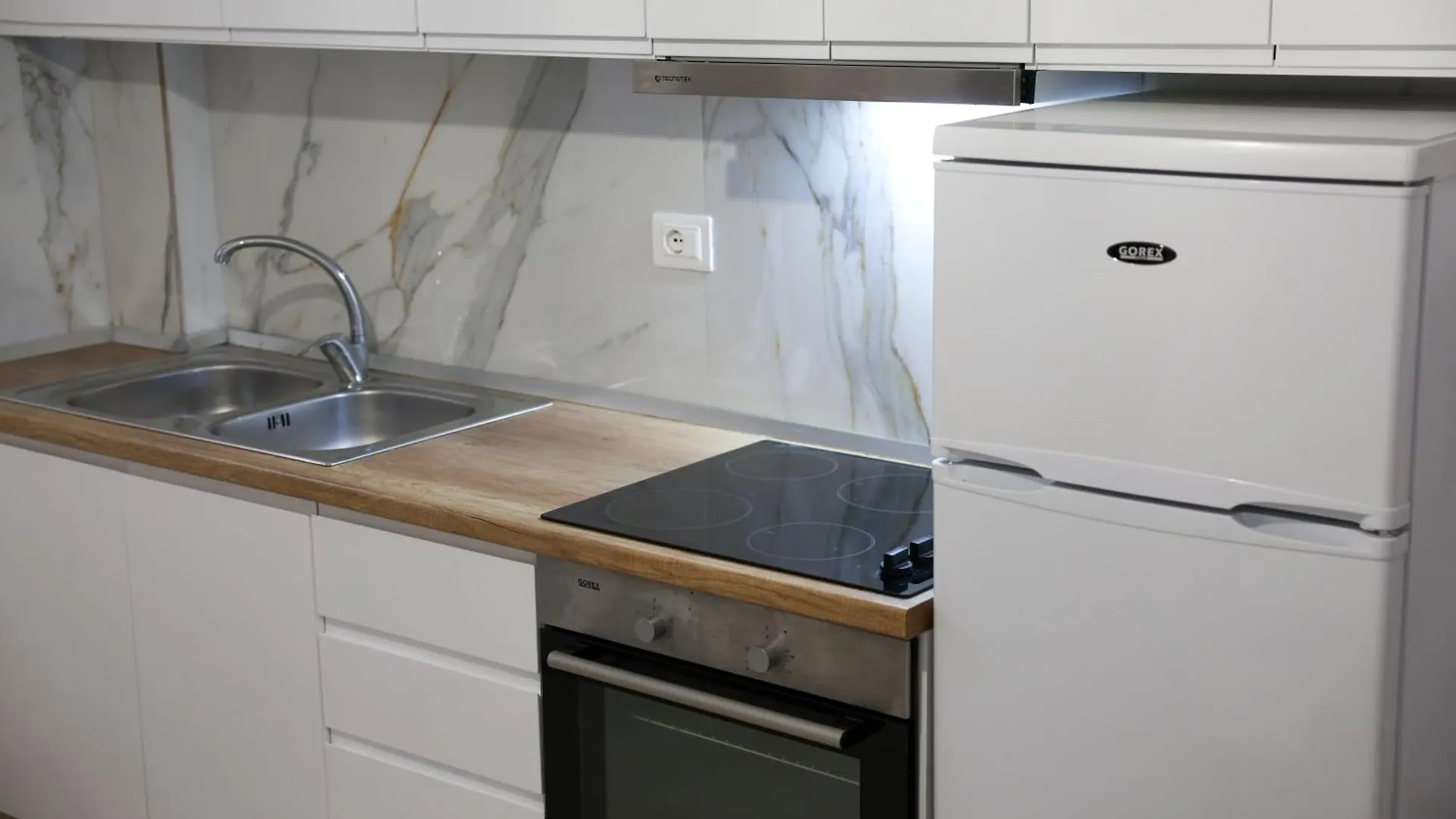 Golem Central Apartments  格勒姆