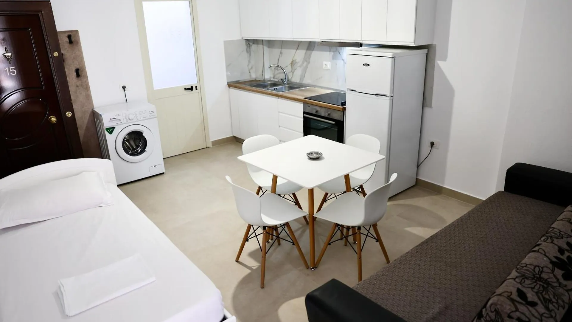 Golem Central Apartments 0*, Golem (Tirana)