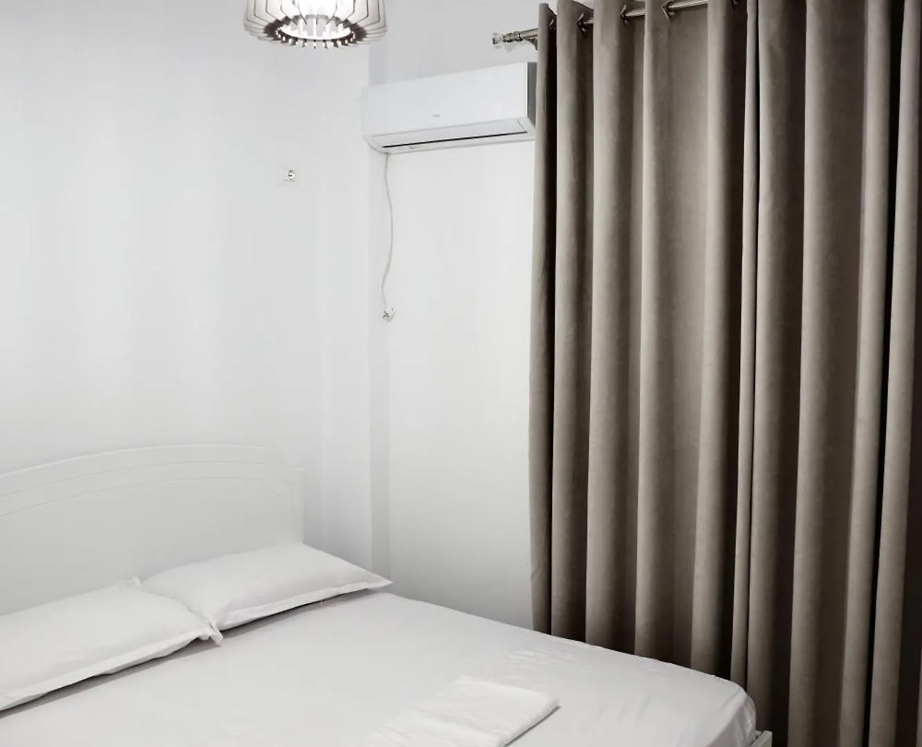 Golem Central Apartments 0*, Golem (Tirana)